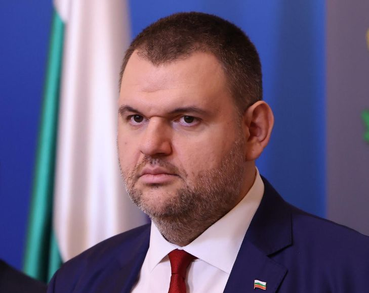 Пеевски към мюсюлманите в първия ден на Рамазан: Нека заедно направим България силна и модерна европейска държава