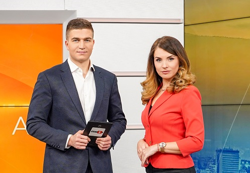 Цирк в ефира на БНТ! Водещите се захапаха с неудобни въпроси