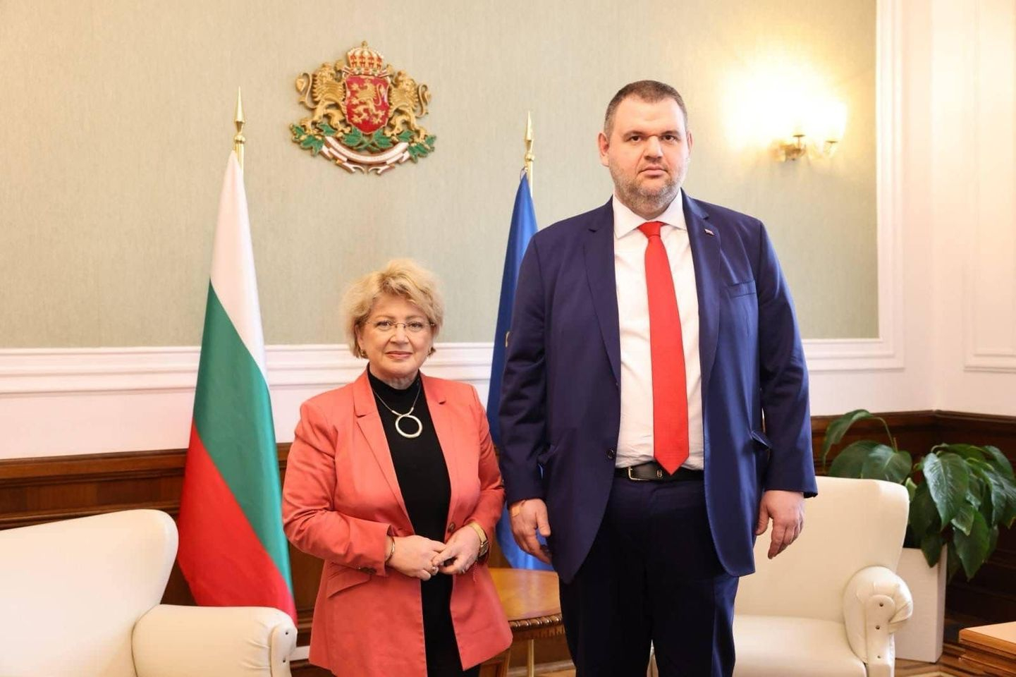 Делян Пеевски се срещна с румънския посланик Бръндуша Предеску 