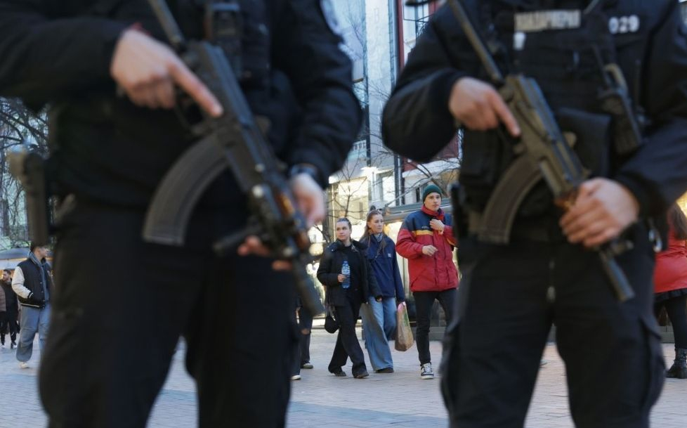 Повече полицаи на "Витошка" и Централна гара в София, Терзиев обяви, че...