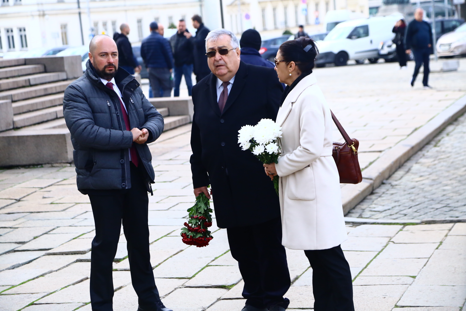 България скърби за патриарх Неофит, първи почит отдадоха... СНИМКИ