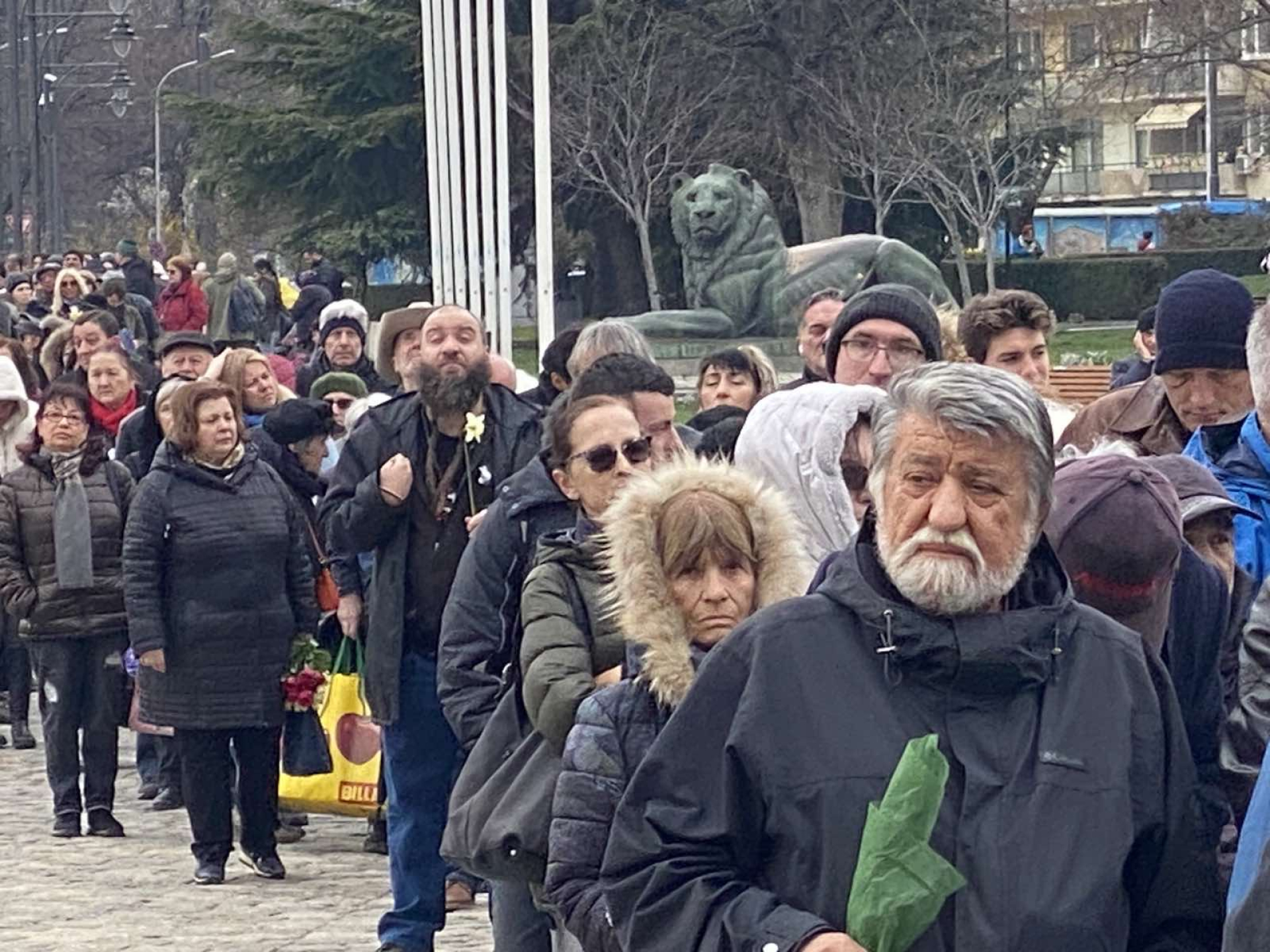 Вежди Рашидов се поклони пред патриарх Неофит СНИМКИ 