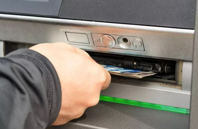 Драма в Карловско! Генчо наследи 200 бона от починалия си брат, последвалото ще ви остави без думи