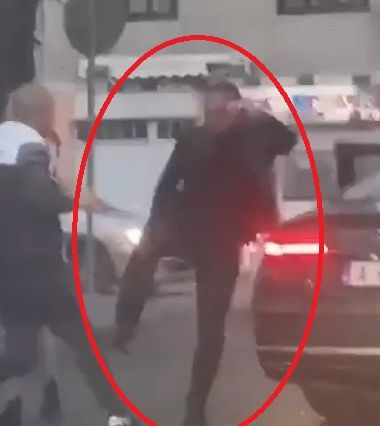 Грозен екшън в Айтос: Общински съветник ступа шофьор заради лъскавото му... ВИДЕО 18+