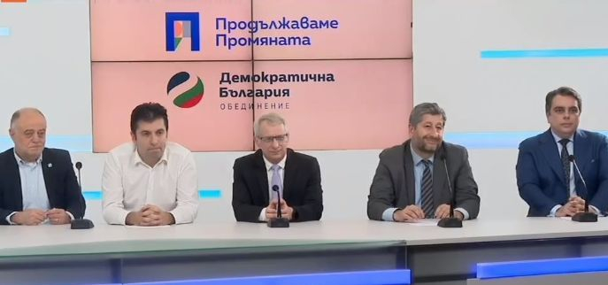 Стойчо Стойчев разчете какво стои зад среднощните пресконференции на ГЕРБ-СДС и ПП-ДБ