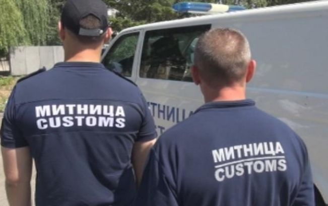 Метла в митниците, 20 изгоряха заради...