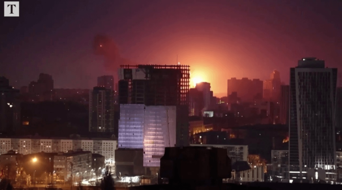The Times показа как хората се крият в метрото по време на атаката по Киев ВИДЕО