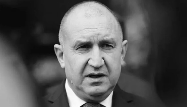 Румен Радев потъна в скръб!