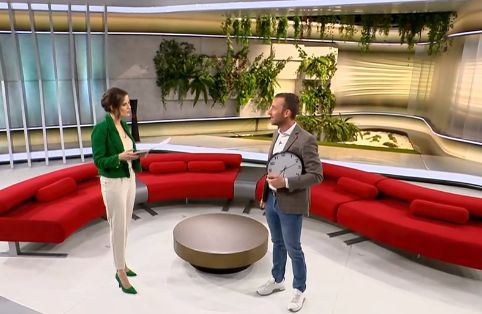 Василковски изненада Марина Цекова, цъфна под мишница в ефир със... СНИМКИ