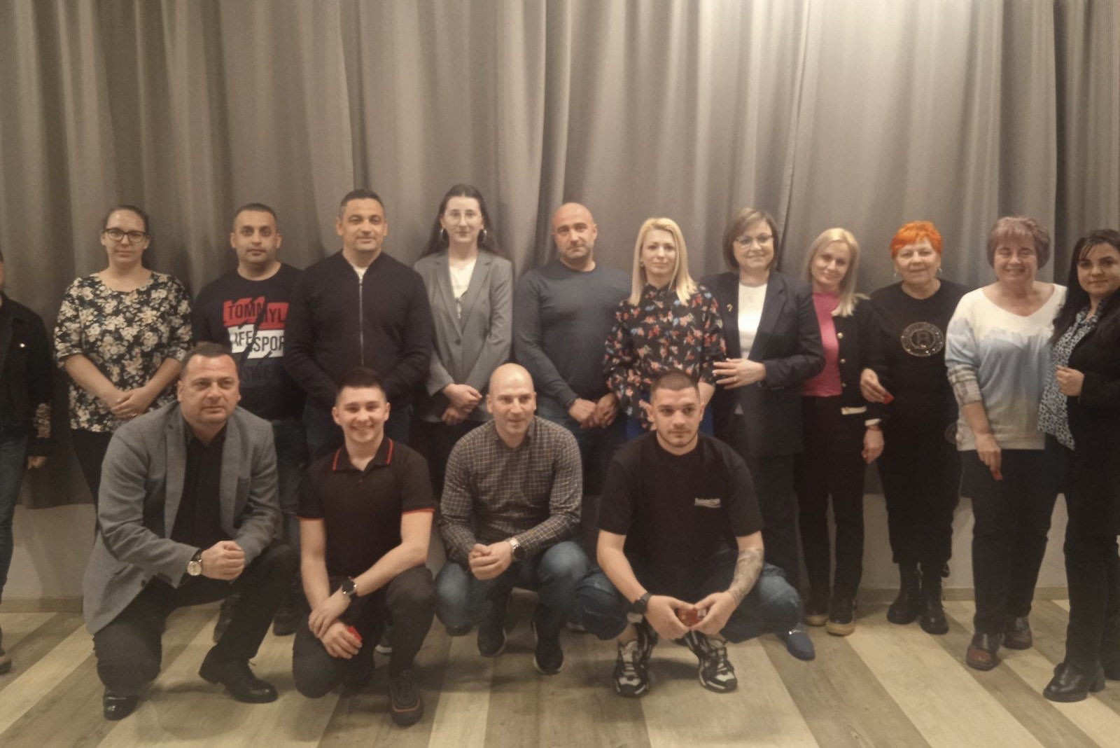 БСП прие близо 500 нови социалисти от началото на годината досега 