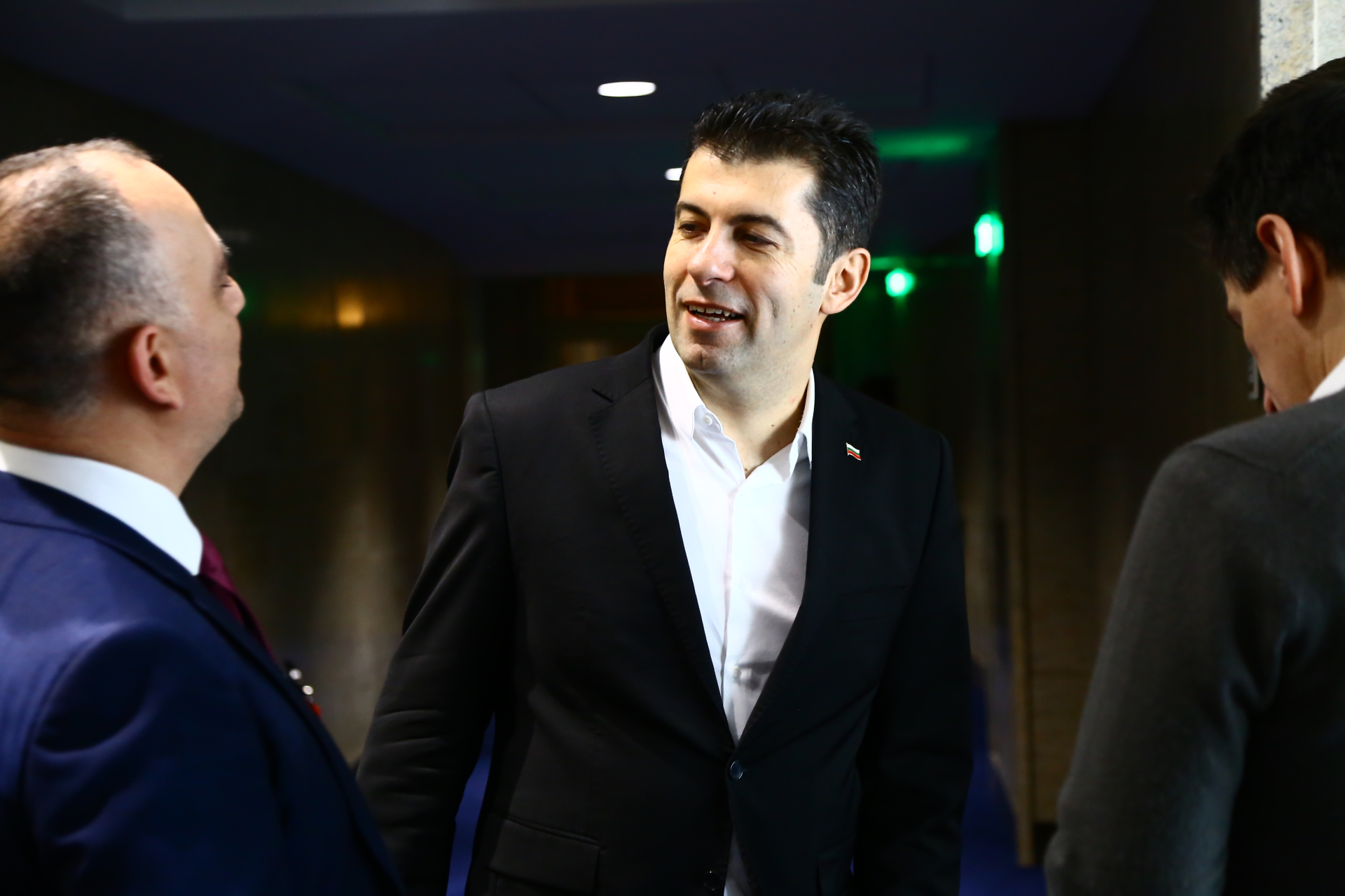 Лъсна най-срамната тайна на Кирил Петков 