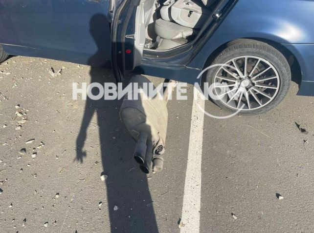 16-г. катастрофира в Бургаско и си плю на петите, а в колата... СНИМКИ