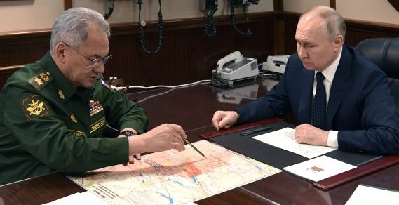 Путин с ключова рокада по върховете във ВМС 