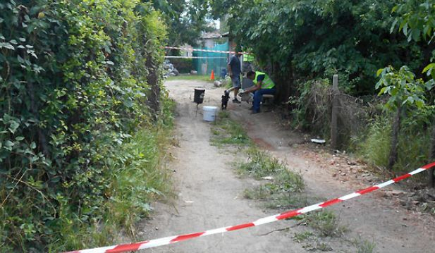 Взрив в пернишки квартал, полиция отцепи района 