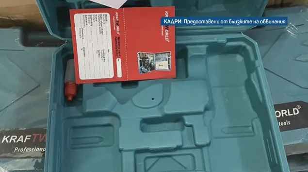 Екшън в Пловдив: Закопчаха спецполицай за кражба на... ВИДЕО