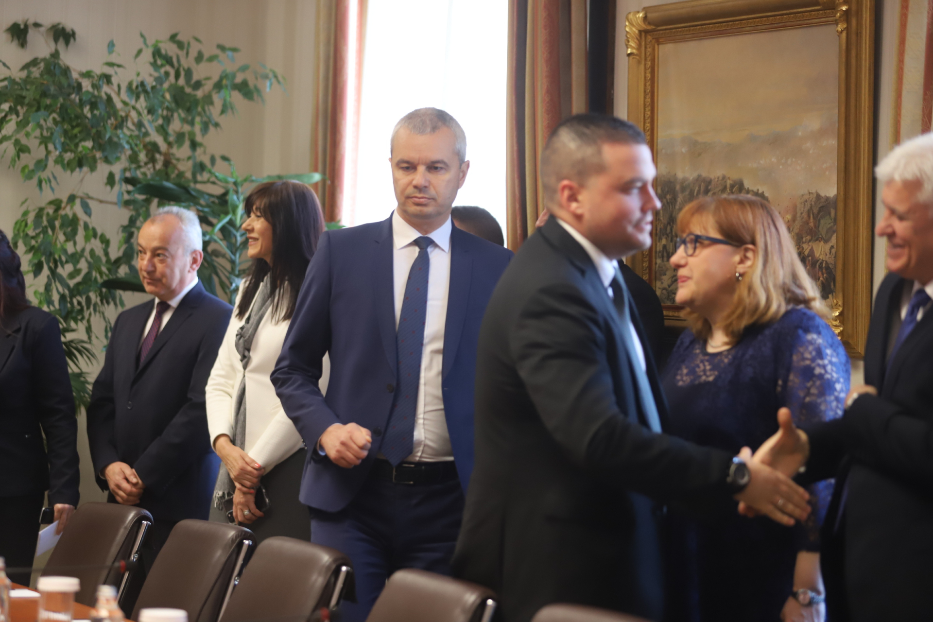 Безпрецедентна ситуация при Радев: Главчев огласи министрите си, има голяма изненада БЛИЦ TV