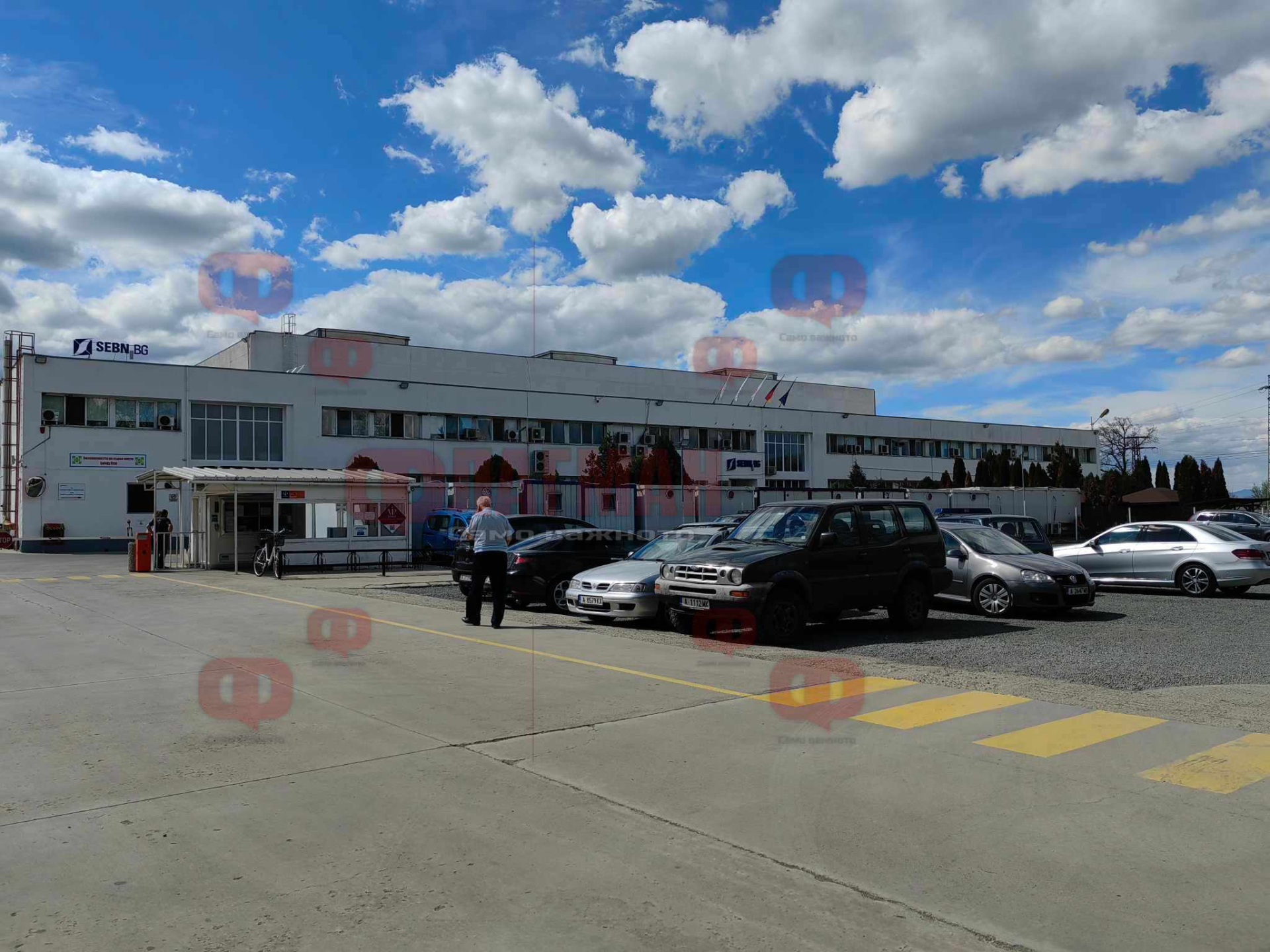 Първи КАДРИ от извънредната ситуация в Карнобат