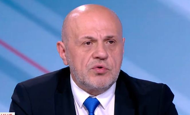 На Ризова не й е ден: Дончев я остави безмълвна заради Петков, Денков и 4 министри на Главчев!