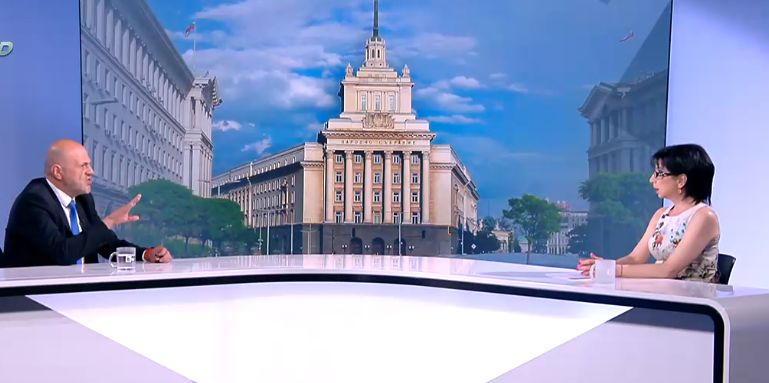 На Ризова не й е ден: Дончев я остави безмълвна заради Петков, Денков и 4 министри на Главчев!