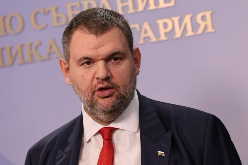 Пеевски: Държавата е безучастна към трагедията в Солинген, в която бяха убити българско семейство с две деца