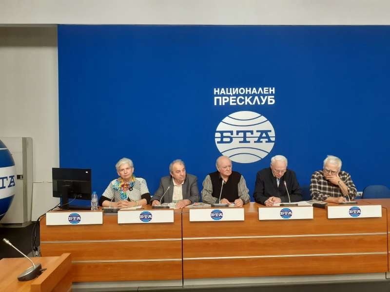 Пенсионерски съюзи призовават да се гласува за БСП на парламентарните и европейските избори