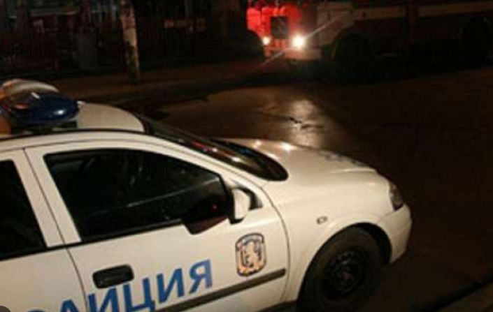 Бесен ромски екшън в "Шекер махала", почерня от ченгета 