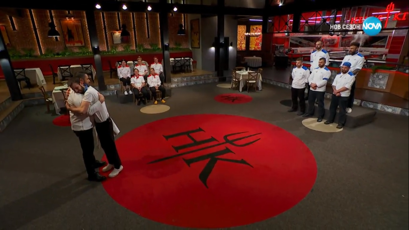 Инфарктно решение на шеф Ангелов в Hell's Kitchen, всички отвориха уста