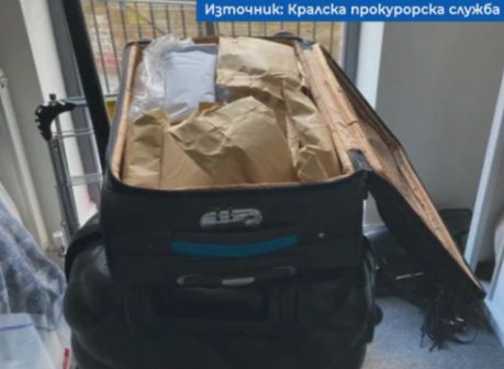 Ексклузивни разкрития за нашенците, източили социалната система на Великобритания СНИМКИ