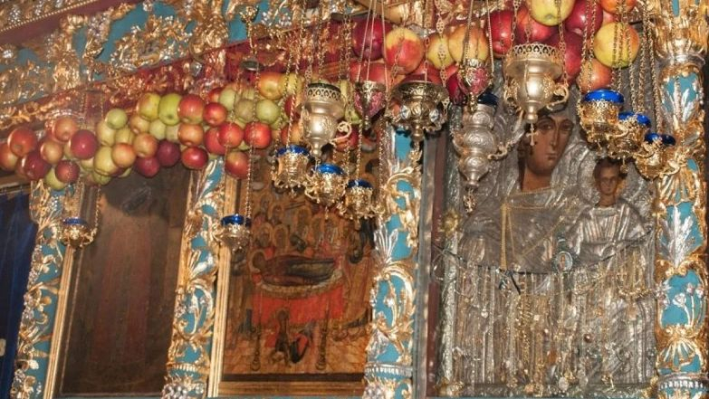 Красив празник е! Стотици излизат на шествие заради най-чаканото чудо