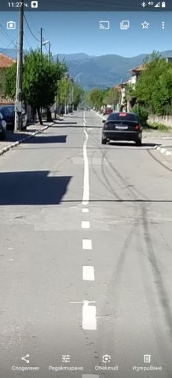 Шофьорите гледат и не вярват на очите си, каква е тази дивотия СНИМКИ 