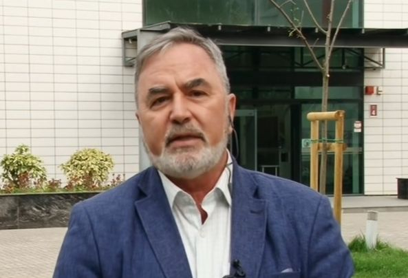 Доц. Кунчев алармира за опасност, дебнеща отвсякъде: Веднага идете на лекар, ако видите това!