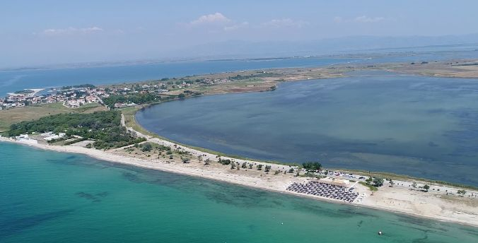 Не ходете на този гръцки плаж: Там цъка санитарна бомба
