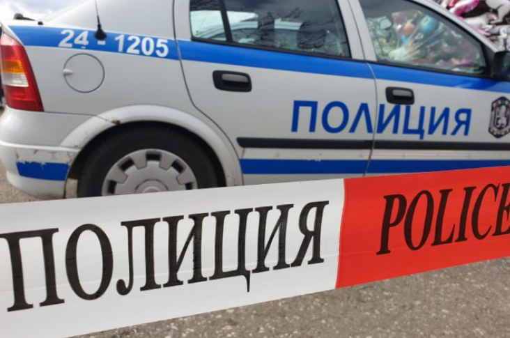 Пиян на кокал дядо превъртя, искал да прегази внука си и почти успя