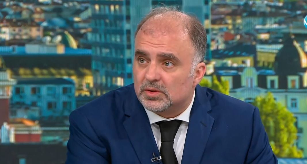 Министърът на културата проговори за фаталния инцидент в театъра в Плевен 