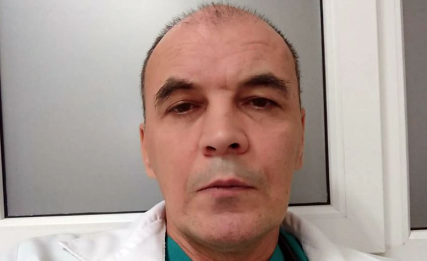 Шок! Роден хирург, арестуван преди години за детско порно, днес прави...