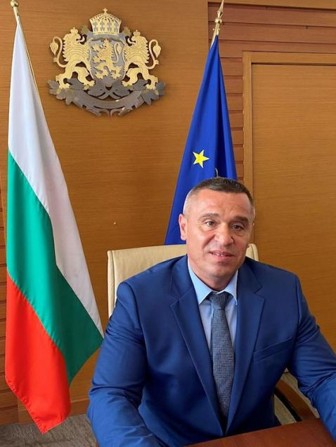 Изненада! Главчев взе главата на още един министър СНИМКА