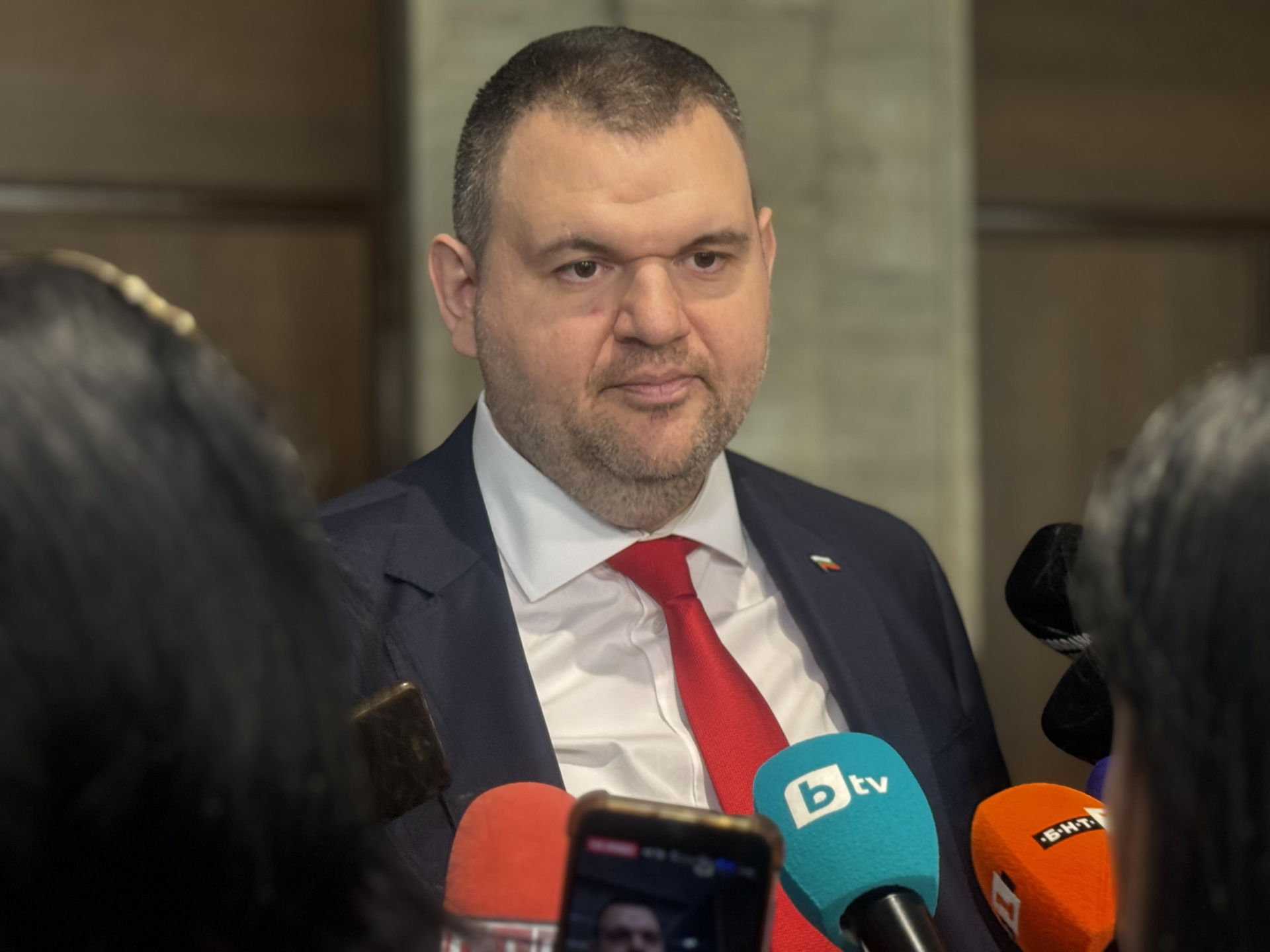 Пеевски събра областните председатели на ДПС
