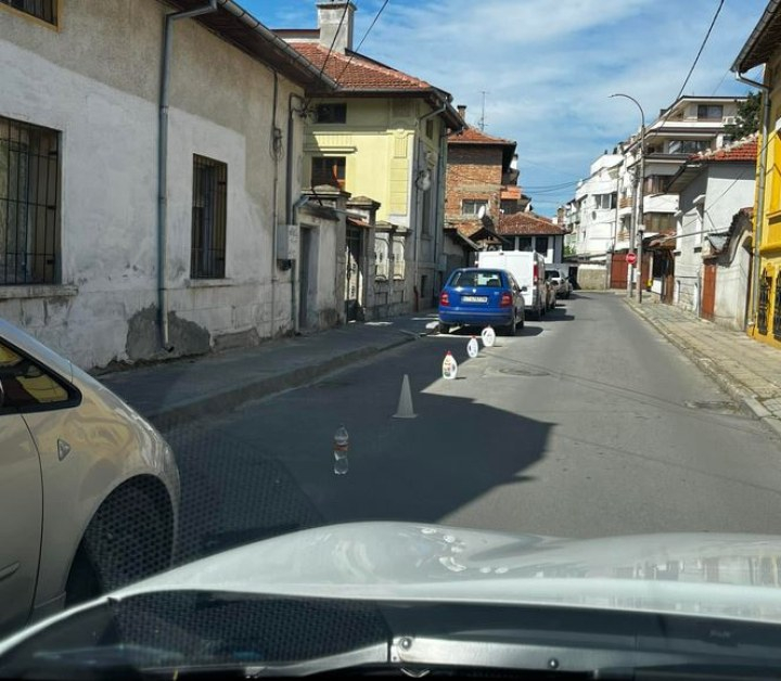 В Казанлък: СНИМКА с прах за пране и конус подпали мрежата