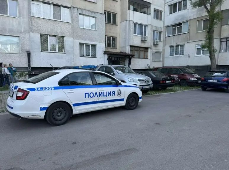 Извънредно! Намушкаха млада жена в София СНИМКИ
