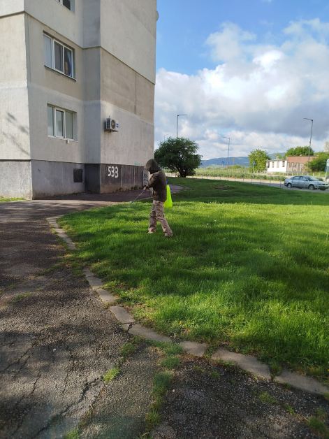 Столичанин взе нещата в свои ръце, започна сам да пръска СНИМКА