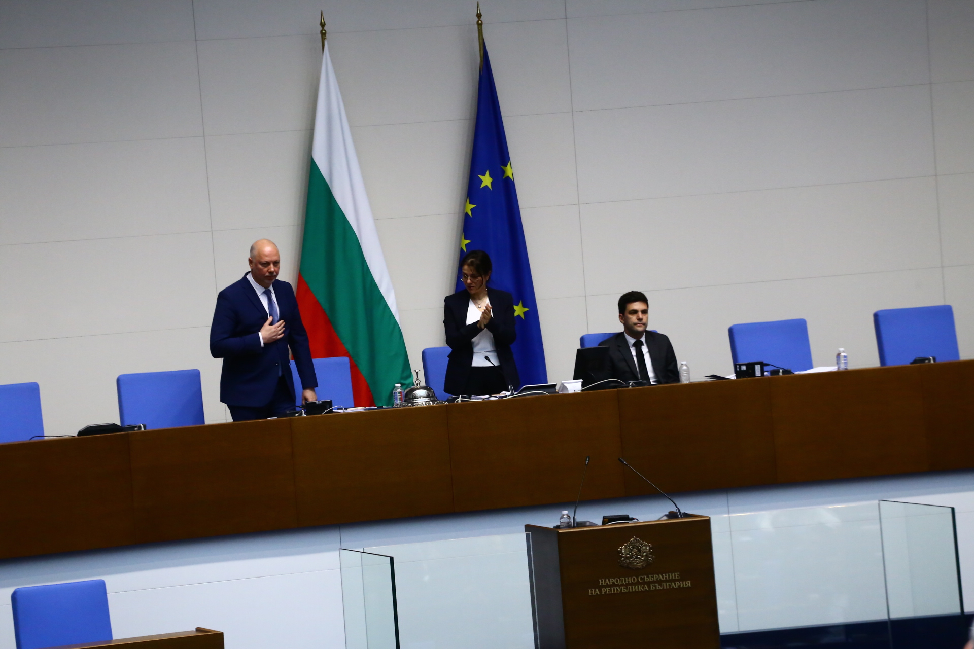 През сълзи и аплодисменти: Решиха съдбата на Росен Желязков БЛИЦ TV