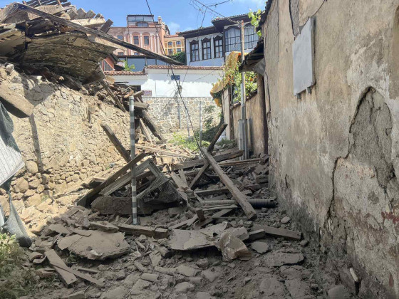 Стана ясно кой е собственикът на рухналата къща в Пловдив СНИМКИ