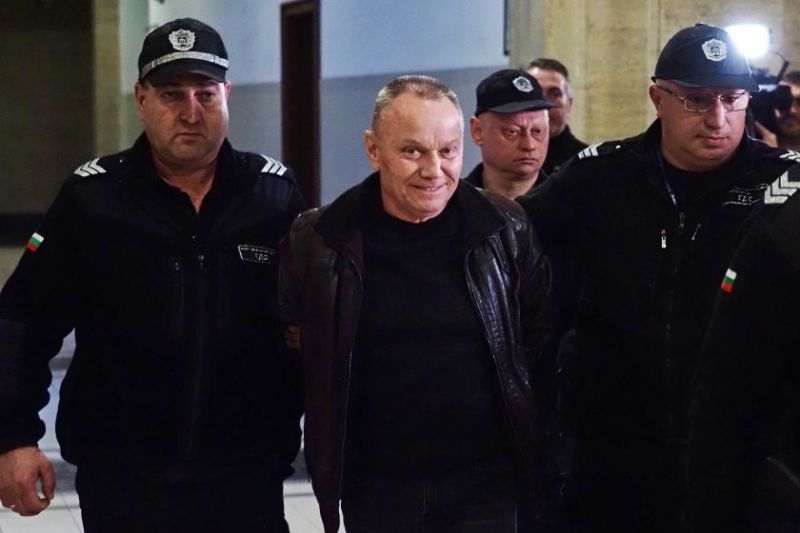 Инфарктни часове за един от закопчаните за аферата в митниците 