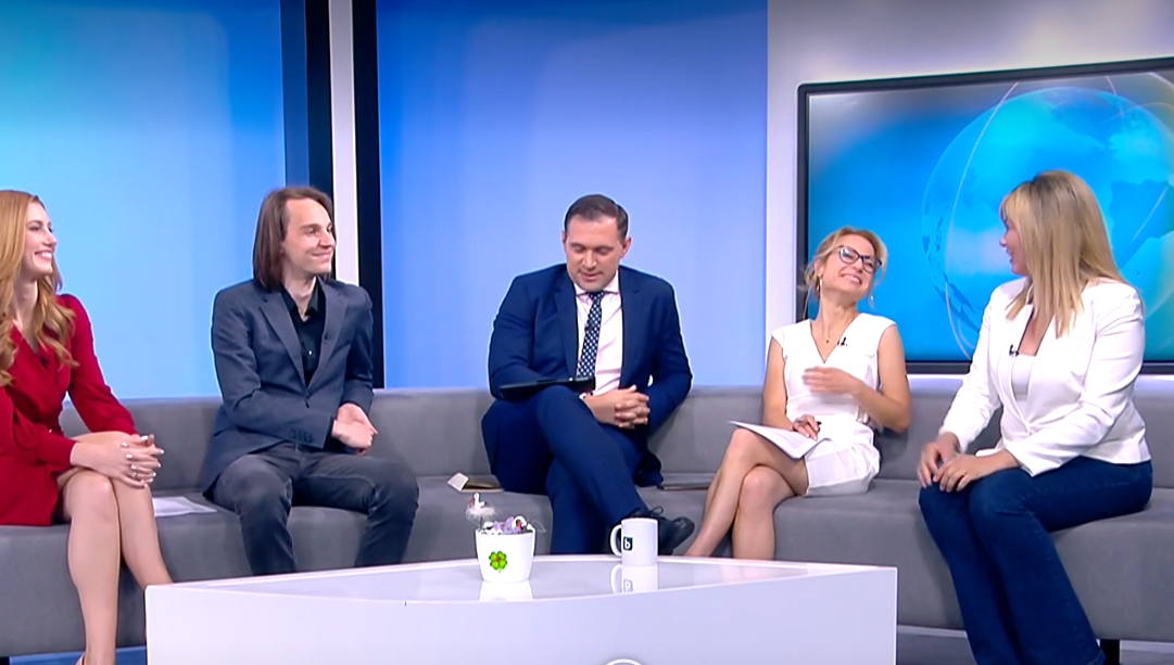 Пълен цирк в ефира на bTV! Цънцарова се кикоти като за последно, не може да... СНИМКИ