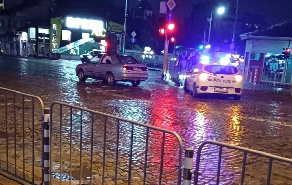 Кървав ужас блокира АМ "Хемус"!