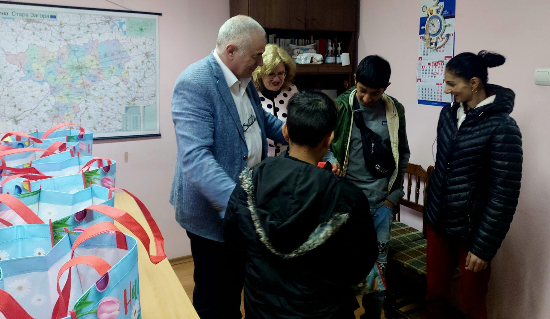 БСП за пета поредна година с дарителска кампания „Солидарен Великден“ в цялата страна