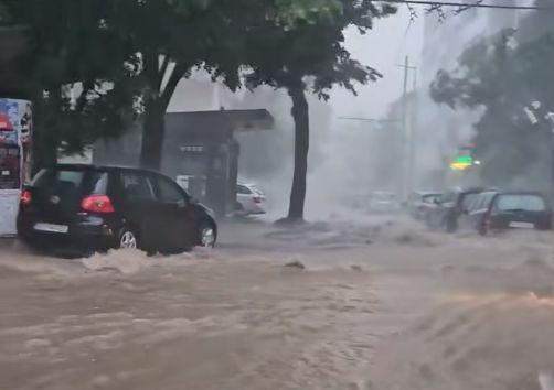Библейско бедствие удари Плевен: Градът е под вода! Апокалиптични КАДРИ