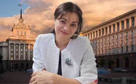 Росица Кирова пред БЛИЦ за онзи емоционален момент в НС: Това е слабост, но аз не съм от картон!
