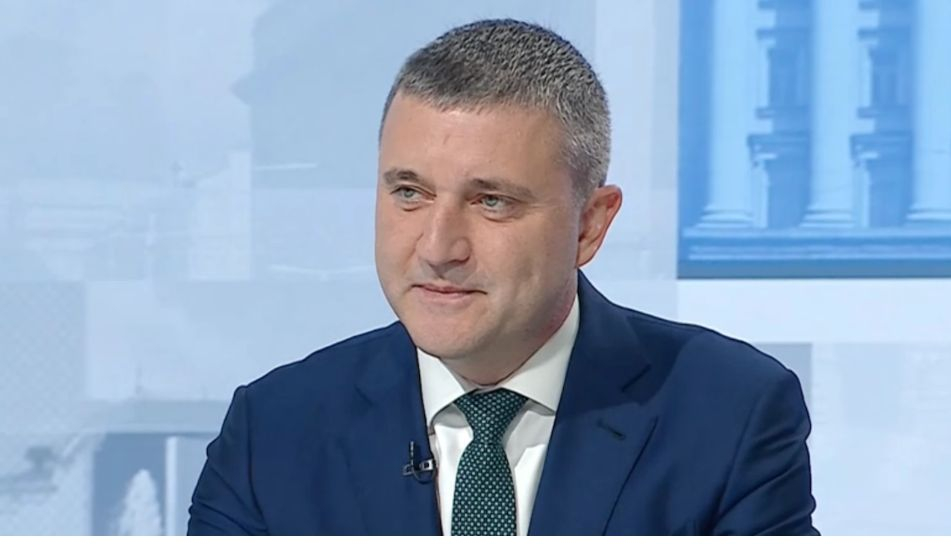 Горанов: Голямата грешка е, че оставихме шарлатани като Асен Василев да си развяват коня и кучетата