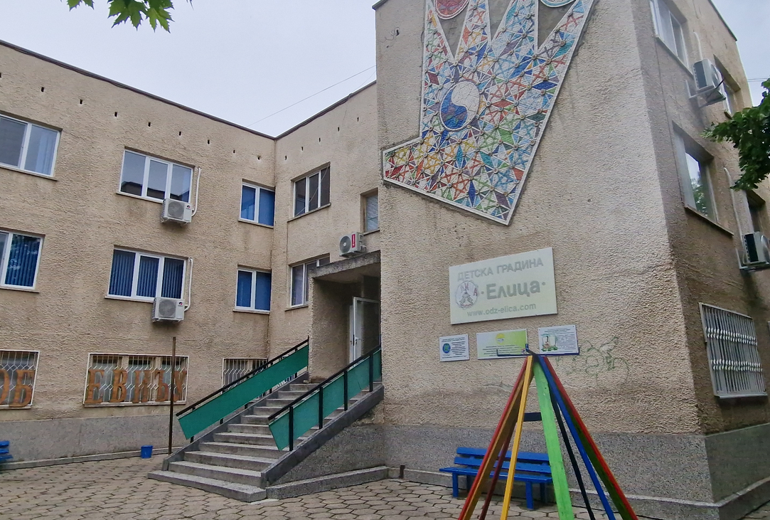 Ужас в наша детска градина, близо 50 деца са натровени, яли...